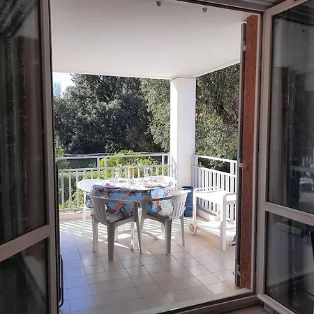 Cavaliere Au Chene Liege Апартаменты